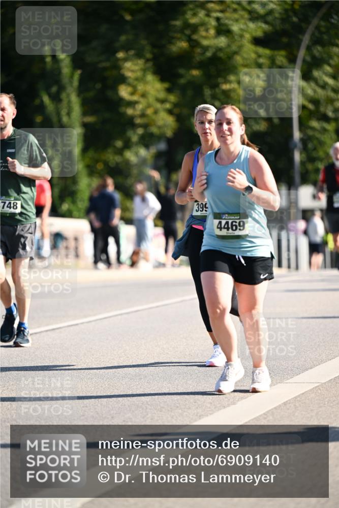 01.09.2024 - BARMER Alsterlauf Dr. Thomas Lammeyer http://msf.ph/oto/6909140 01.09.2024 09:43:58 Laufen 748, 399, 4469 meine-sportfotos.de