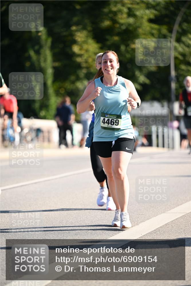 01.09.2024 - BARMER Alsterlauf Dr. Thomas Lammeyer http://msf.ph/oto/6909154 01.09.2024 09:43:58 Laufen 35, 4469 meine-sportfotos.de