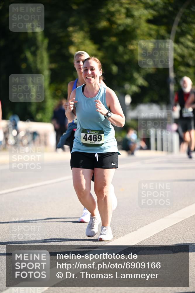 01.09.2024 - BARMER Alsterlauf Dr. Thomas Lammeyer http://msf.ph/oto/6909166 01.09.2024 09:43:58 Laufen 1635, 4469 meine-sportfotos.de