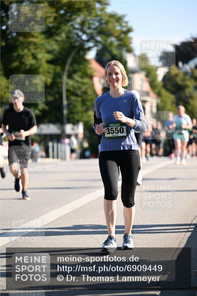 01.09.2024 - BARMER Alsterlauf Dr. Thomas Lammeyer http://msf.ph/oto/6909449 01.09.2024 09:44:10 Laufen 35, 3550 meine-sportfotos.de