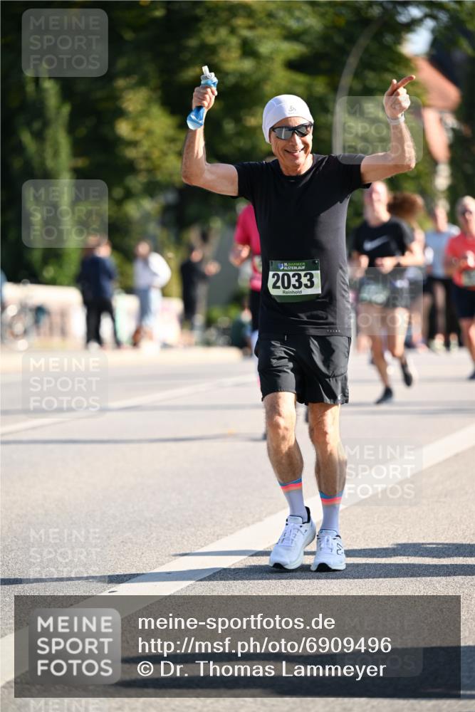 01.09.2024 - BARMER Alsterlauf Dr. Thomas Lammeyer http://msf.ph/oto/6909496 01.09.2024 09:44:13 Laufen 35, 2033 meine-sportfotos.de