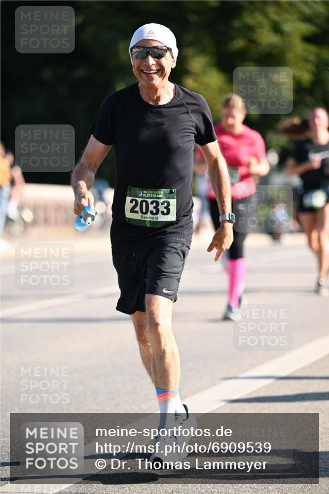 01.09.2024 - BARMER Alsterlauf Dr. Thomas Lammeyer http://msf.ph/oto/6909539 01.09.2024 09:44:14 Laufen 35, 2033 meine-sportfotos.de