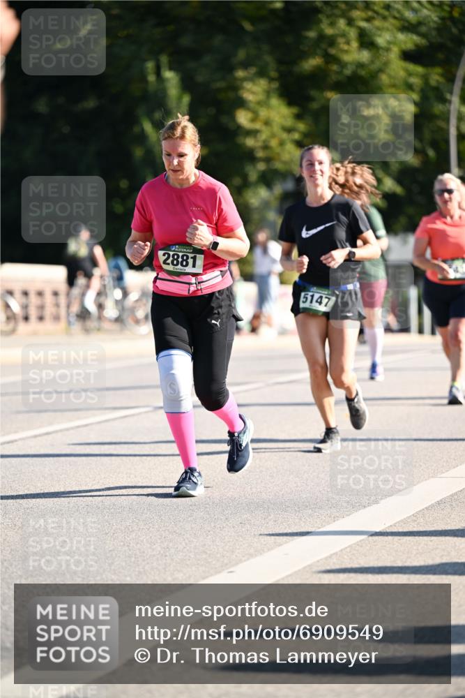 01.09.2024 - BARMER Alsterlauf Dr. Thomas Lammeyer http://msf.ph/oto/6909549 01.09.2024 09:44:15 Laufen 2881, 5147 meine-sportfotos.de
