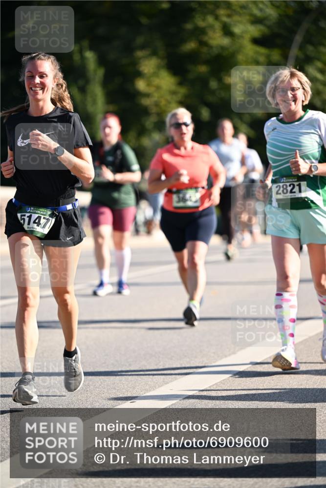 01.09.2024 - BARMER Alsterlauf Dr. Thomas Lammeyer http://msf.ph/oto/6909600 01.09.2024 09:44:17 Laufen 135, 5147, 364, 2821 meine-sportfotos.de