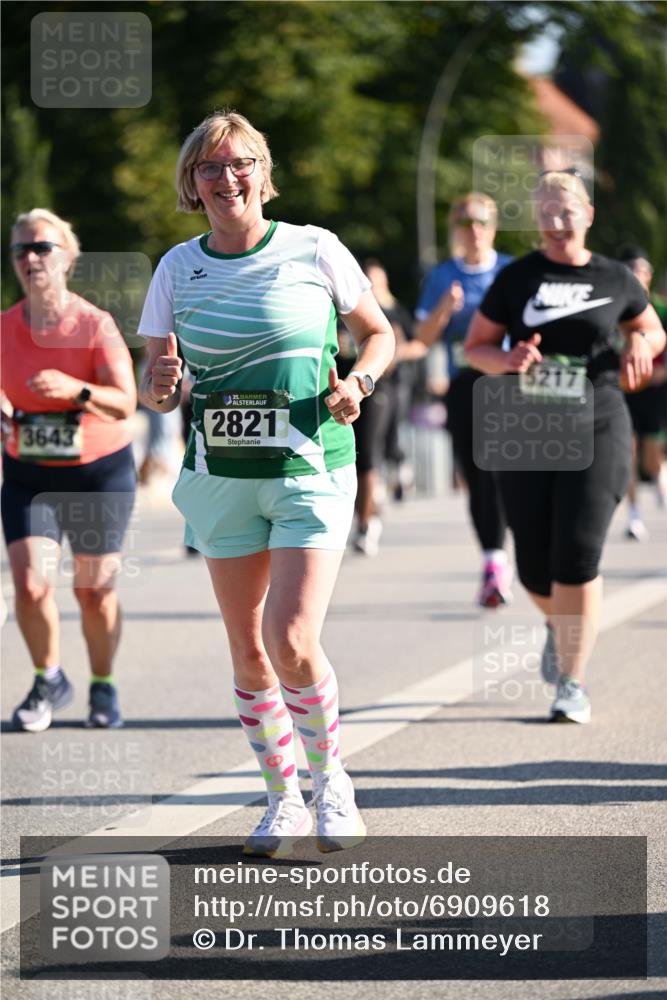 01.09.2024 - BARMER Alsterlauf Dr. Thomas Lammeyer http://msf.ph/oto/6909618 01.09.2024 09:44:18 Laufen 3643, 135, 2821, 5217 meine-sportfotos.de