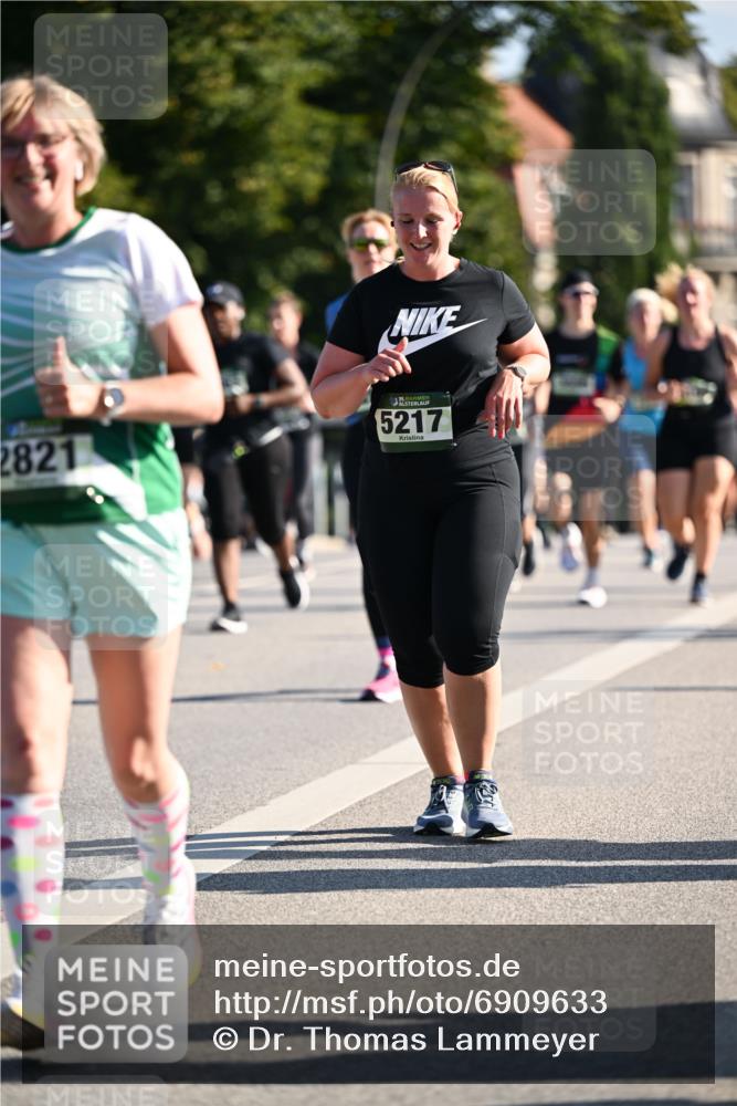 01.09.2024 - BARMER Alsterlauf Dr. Thomas Lammeyer http://msf.ph/oto/6909633 01.09.2024 09:44:18 Laufen 2821, 5217 meine-sportfotos.de