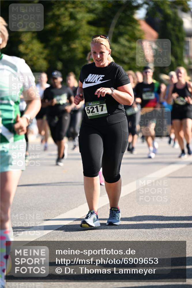 01.09.2024 - BARMER Alsterlauf Dr. Thomas Lammeyer http://msf.ph/oto/6909653 01.09.2024 09:44:19 Laufen 35, 5217 meine-sportfotos.de