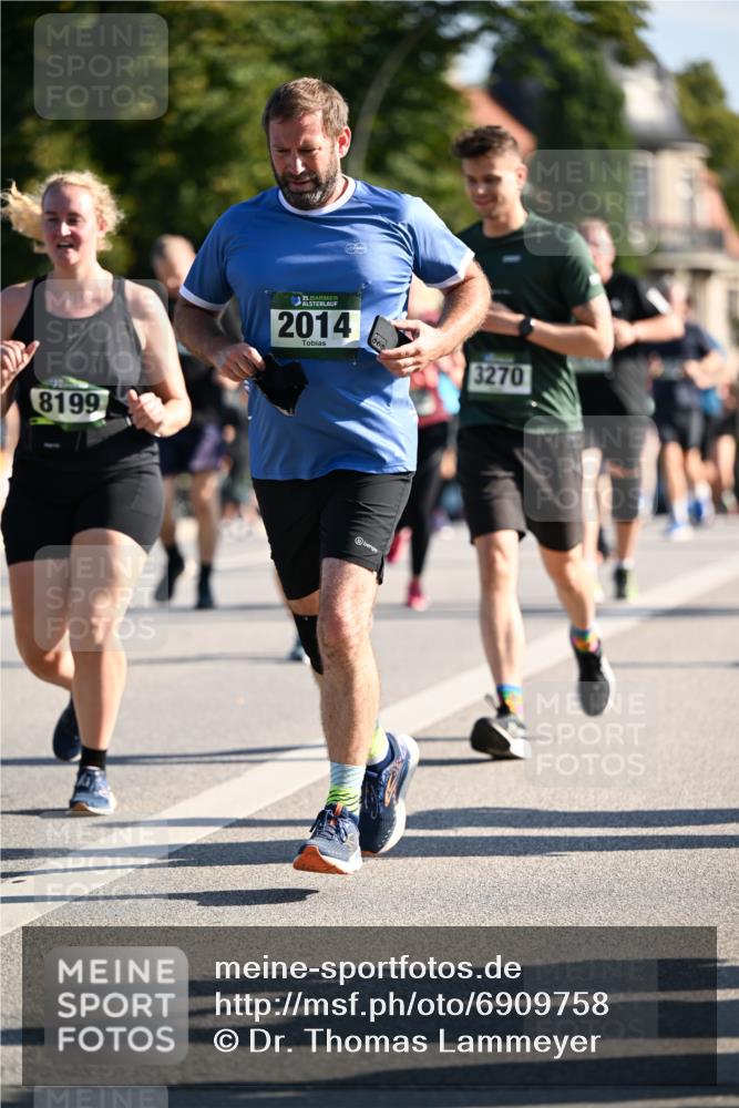01.09.2024 - BARMER Alsterlauf Dr. Thomas Lammeyer http://msf.ph/oto/6909758 01.09.2024 09:44:23 Laufen 8199, 35, 2014, 000, 3270 meine-sportfotos.de