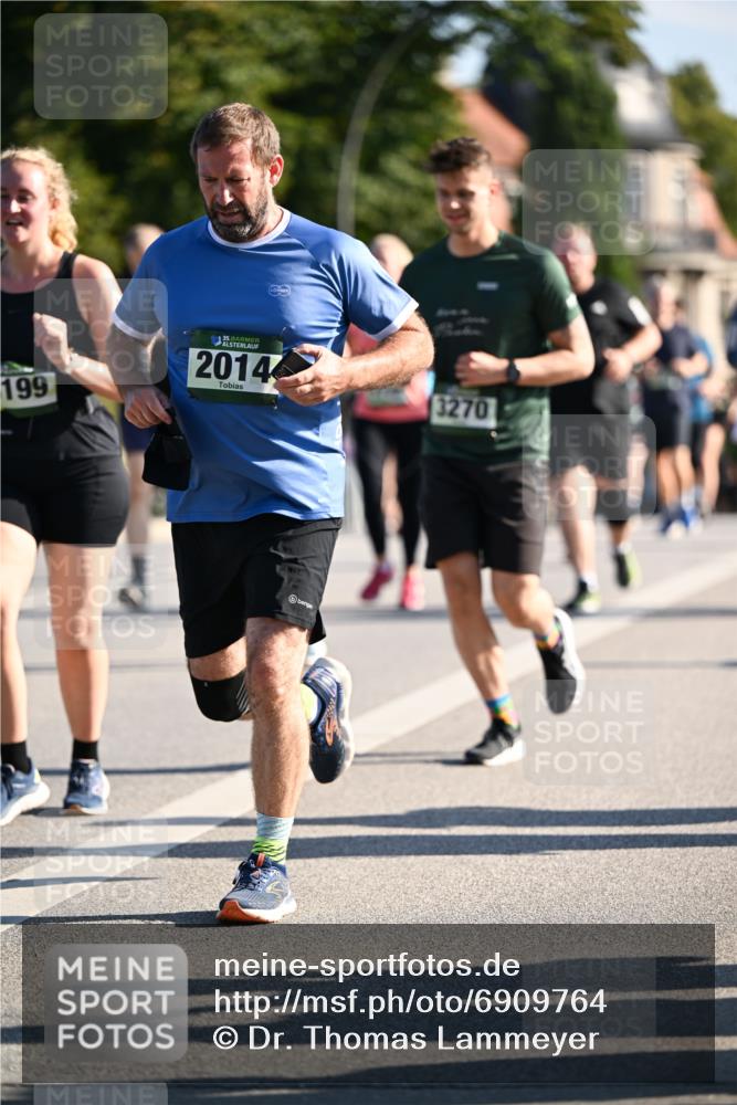 01.09.2024 - BARMER Alsterlauf Dr. Thomas Lammeyer http://msf.ph/oto/6909764 01.09.2024 09:44:23 Laufen 199, 35, 2014, 3270 meine-sportfotos.de