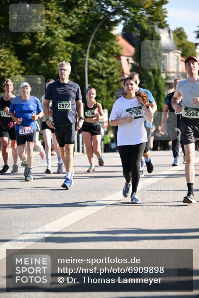 01.09.2024 - BARMER Alsterlauf Dr. Thomas Lammeyer http://msf.ph/oto/6909898 01.09.2024 09:44:29 Laufen 5115, 3159, 2972, 3500, 05, 3504 meine-sportfotos.de