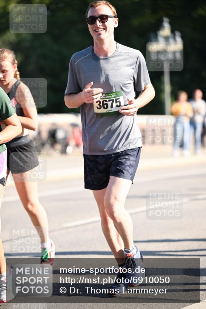 01.09.2024 - BARMER Alsterlauf Dr. Thomas Lammeyer http://msf.ph/oto/6910050 01.09.2024 09:44:35 Laufen 35, 3675 meine-sportfotos.de