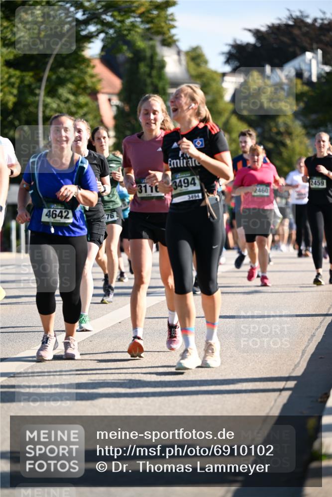01.09.2024 - BARMER Alsterlauf Dr. Thomas Lammeyer http://msf.ph/oto/6910102 01.09.2024 09:44:37 Laufen 4642, 76, 311, 3494, 3494, 2460, 2459 meine-sportfotos.de