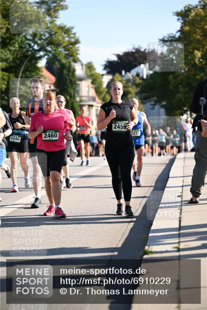 01.09.2024 - BARMER Alsterlauf Dr. Thomas Lammeyer http://msf.ph/oto/6910229 01.09.2024 09:44:42 Laufen 4340, 2460, 2459, 5273 meine-sportfotos.de