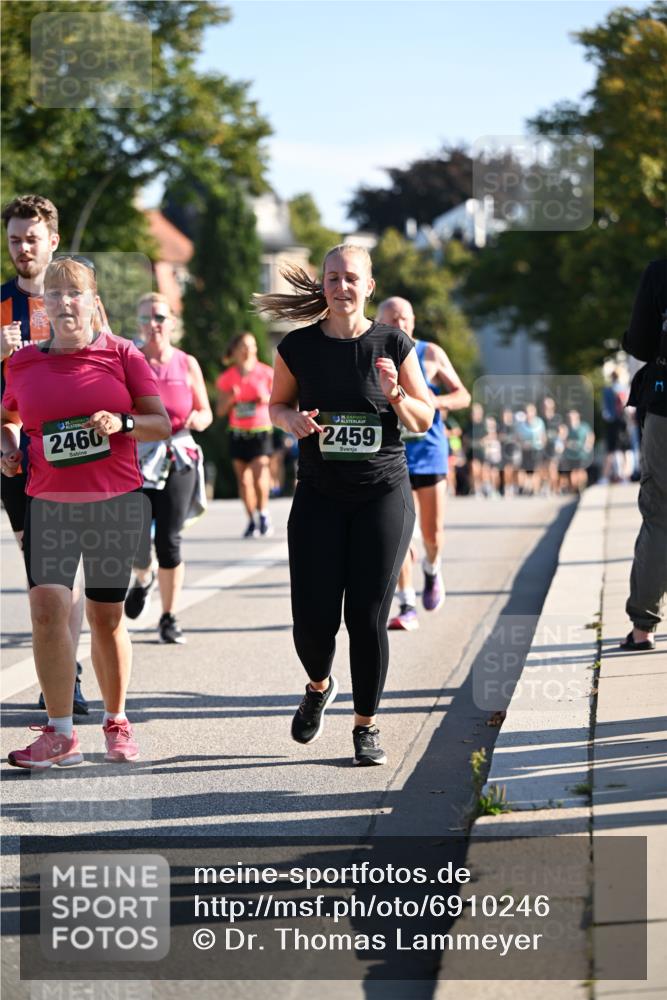 01.09.2024 - BARMER Alsterlauf Dr. Thomas Lammeyer http://msf.ph/oto/6910246 01.09.2024 09:44:43 Laufen 2460, 2459 meine-sportfotos.de