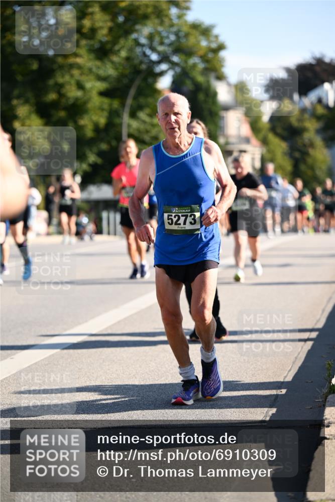 01.09.2024 - BARMER Alsterlauf Dr. Thomas Lammeyer http://msf.ph/oto/6910309 01.09.2024 09:44:46 Laufen 135, 5273 meine-sportfotos.de