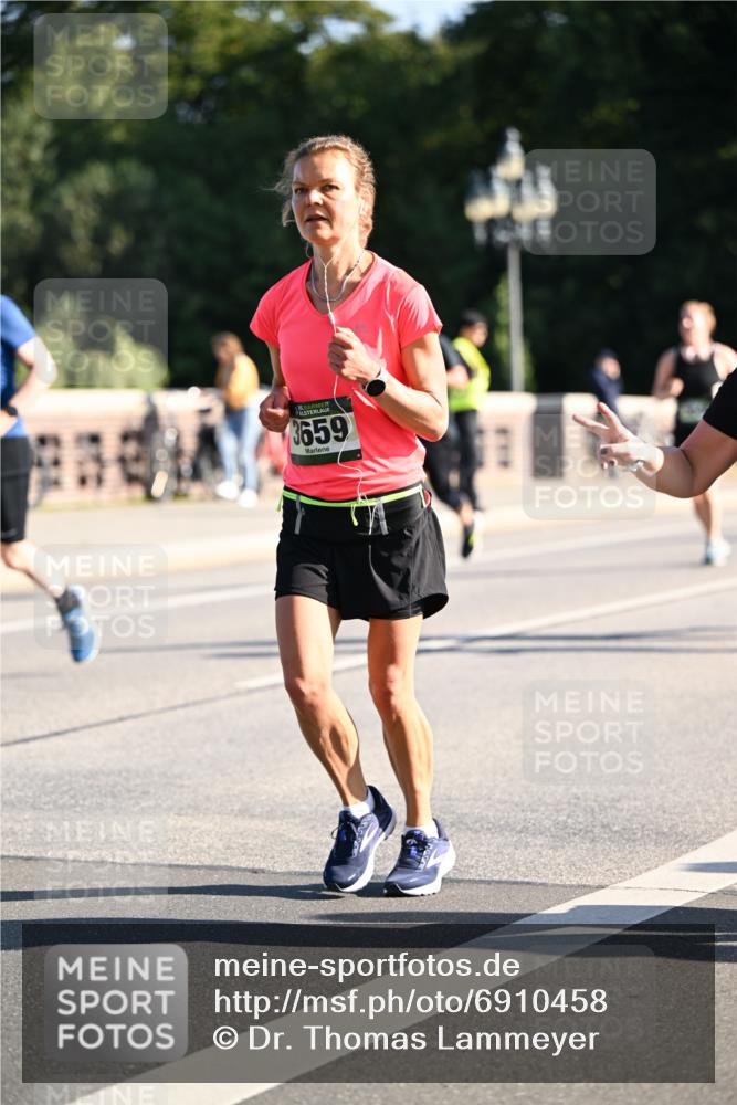 01.09.2024 - BARMER Alsterlauf Dr. Thomas Lammeyer http://msf.ph/oto/6910458 01.09.2024 09:44:50 Laufen 135, 3659 meine-sportfotos.de