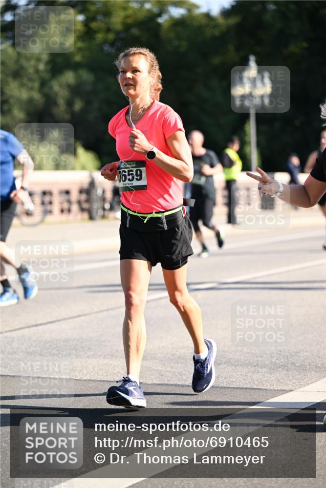 01.09.2024 - BARMER Alsterlauf Dr. Thomas Lammeyer http://msf.ph/oto/6910465 01.09.2024 09:44:51 Laufen 135, 3659 meine-sportfotos.de