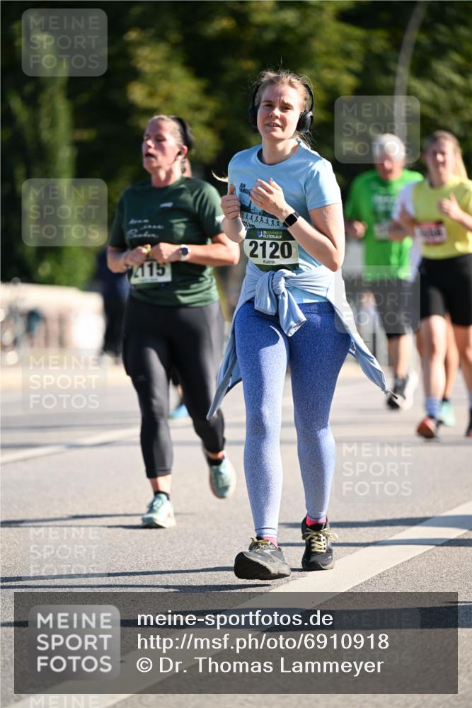01.09.2024 - BARMER Alsterlauf Dr. Thomas Lammeyer http://msf.ph/oto/6910918 01.09.2024 09:45:09 Laufen 1415, 75, 635, 2120 meine-sportfotos.de