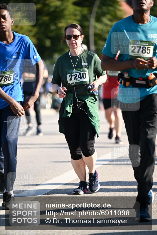 01.09.2024 - BARMER Alsterlauf Dr. Thomas Lammeyer http://msf.ph/oto/6911096 01.09.2024 09:45:17 Laufen 135, 786, 2240, 32, 2785 meine-sportfotos.de