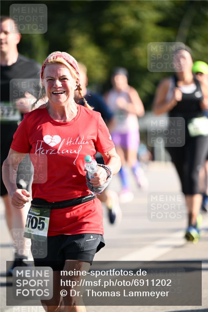 01.09.2024 - BARMER Alsterlauf Dr. Thomas Lammeyer http://msf.ph/oto/6911202 01.09.2024 09:45:22 Laufen 327, 105 meine-sportfotos.de