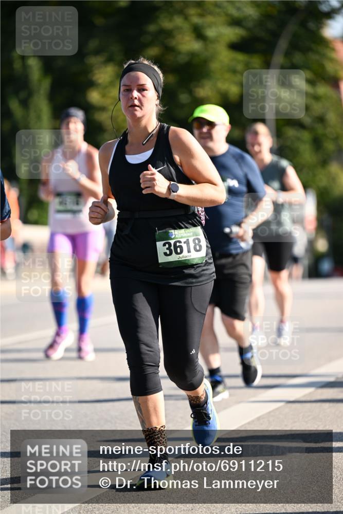 01.09.2024 - BARMER Alsterlauf Dr. Thomas Lammeyer http://msf.ph/oto/6911215 01.09.2024 09:45:23 Laufen 3618 meine-sportfotos.de