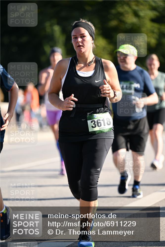 01.09.2024 - BARMER Alsterlauf Dr. Thomas Lammeyer http://msf.ph/oto/6911229 01.09.2024 09:45:23 Laufen 3618, 446 meine-sportfotos.de
