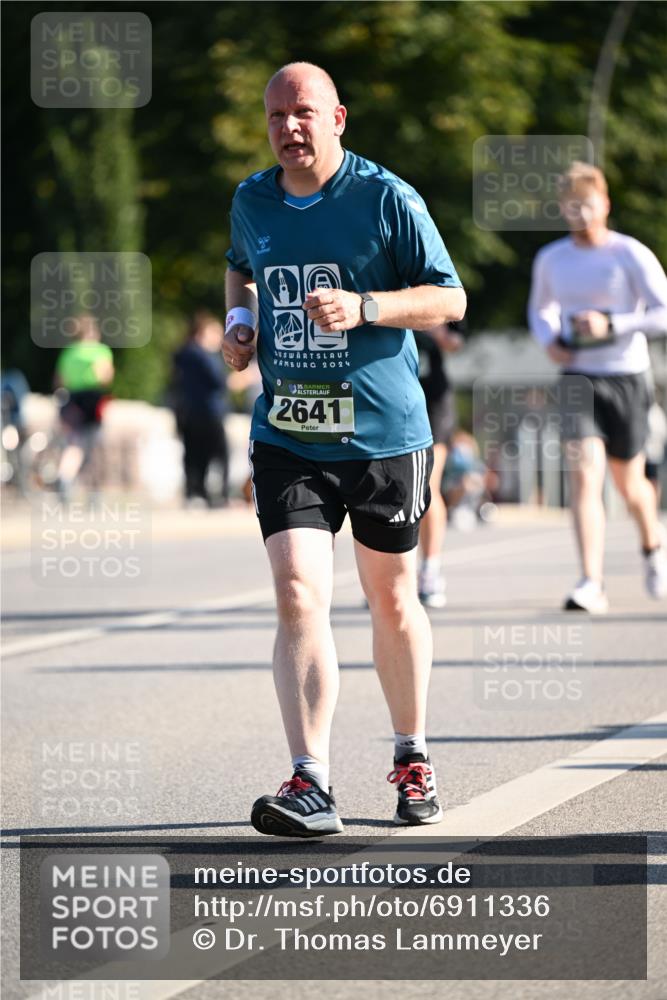 01.09.2024 - BARMER Alsterlauf Dr. Thomas Lammeyer http://msf.ph/oto/6911336 01.09.2024 09:45:30 Laufen 2024, 35, 2641 meine-sportfotos.de