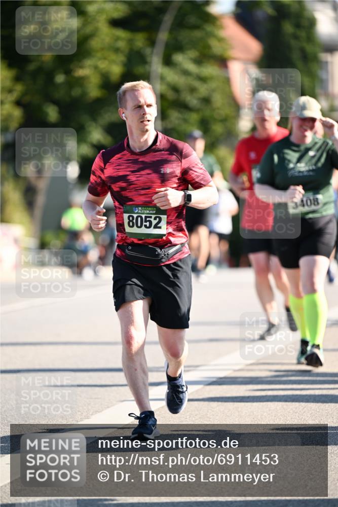 01.09.2024 - BARMER Alsterlauf Dr. Thomas Lammeyer http://msf.ph/oto/6911453 01.09.2024 09:45:36 Laufen 35, 8052, 3408 meine-sportfotos.de