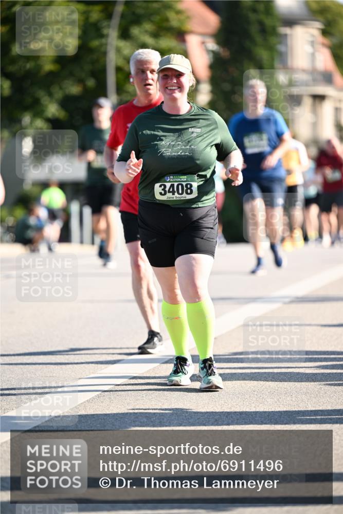 01.09.2024 - BARMER Alsterlauf Dr. Thomas Lammeyer http://msf.ph/oto/6911496 01.09.2024 09:45:38 Laufen 35, 3408 meine-sportfotos.de