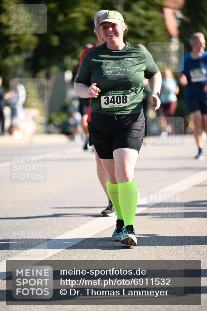 01.09.2024 - BARMER Alsterlauf Dr. Thomas Lammeyer http://msf.ph/oto/6911532 01.09.2024 09:45:38 Laufen 35, 3408 meine-sportfotos.de
