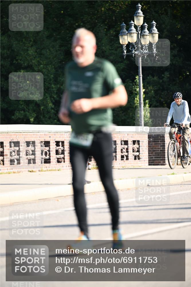 01.09.2024 - BARMER Alsterlauf Dr. Thomas Lammeyer http://msf.ph/oto/6911753 01.09.2024 09:45:46 Laufen  meine-sportfotos.de