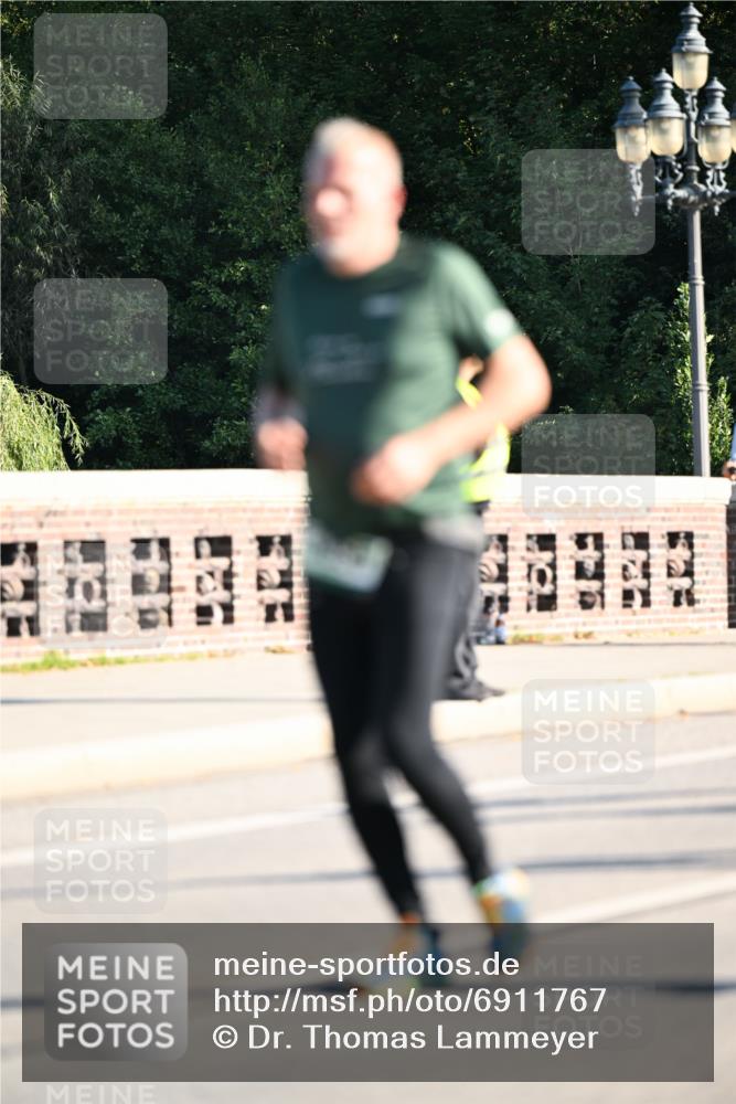 01.09.2024 - BARMER Alsterlauf Dr. Thomas Lammeyer http://msf.ph/oto/6911767 01.09.2024 09:45:46 Laufen  meine-sportfotos.de