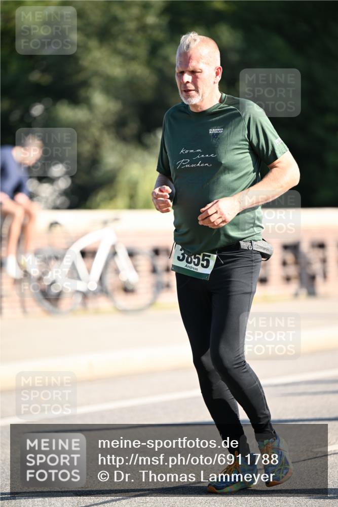 01.09.2024 - BARMER Alsterlauf Dr. Thomas Lammeyer http://msf.ph/oto/6911788 01.09.2024 09:45:47 Laufen 5, 3655 meine-sportfotos.de