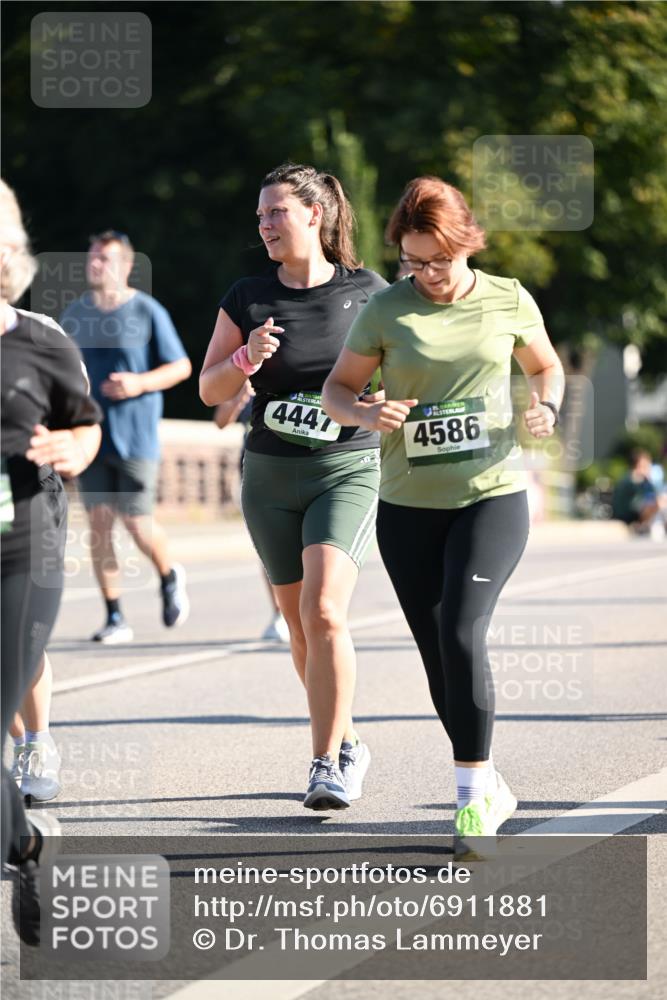 01.09.2024 - BARMER Alsterlauf Dr. Thomas Lammeyer http://msf.ph/oto/6911881 01.09.2024 09:45:51 Laufen 4447, 4586 meine-sportfotos.de