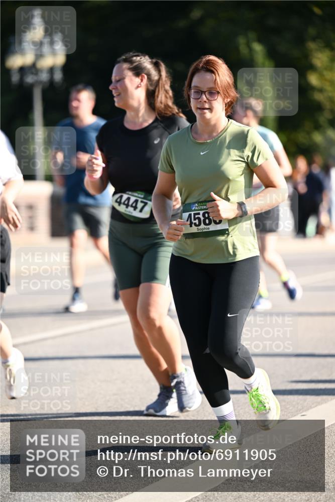 01.09.2024 - BARMER Alsterlauf Dr. Thomas Lammeyer http://msf.ph/oto/6911905 01.09.2024 09:45:51 Laufen 4447, 4585 meine-sportfotos.de