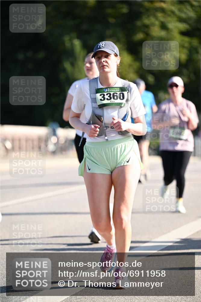 01.09.2024 - BARMER Alsterlauf Dr. Thomas Lammeyer http://msf.ph/oto/6911958 01.09.2024 09:45:53 Laufen 35, 3360 meine-sportfotos.de