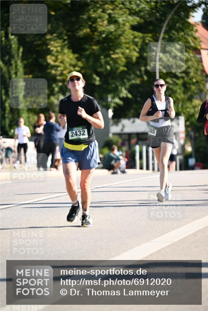 01.09.2024 - BARMER Alsterlauf Dr. Thomas Lammeyer http://msf.ph/oto/6912020 01.09.2024 09:45:56 Laufen 2432, 285 meine-sportfotos.de