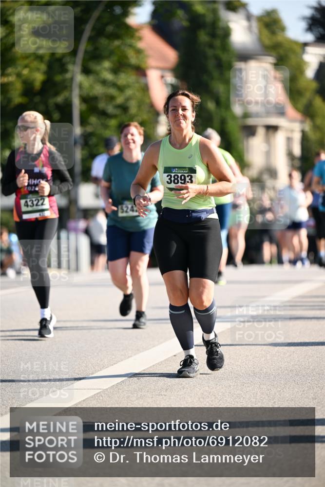 01.09.2024 - BARMER Alsterlauf Dr. Thomas Lammeyer http://msf.ph/oto/6912082 01.09.2024 09:45:58 Laufen 4322, 524, 5, 3893 meine-sportfotos.de
