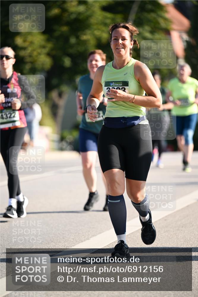 01.09.2024 - BARMER Alsterlauf Dr. Thomas Lammeyer http://msf.ph/oto/6912156 01.09.2024 09:45:59 Laufen 4322, 35 meine-sportfotos.de