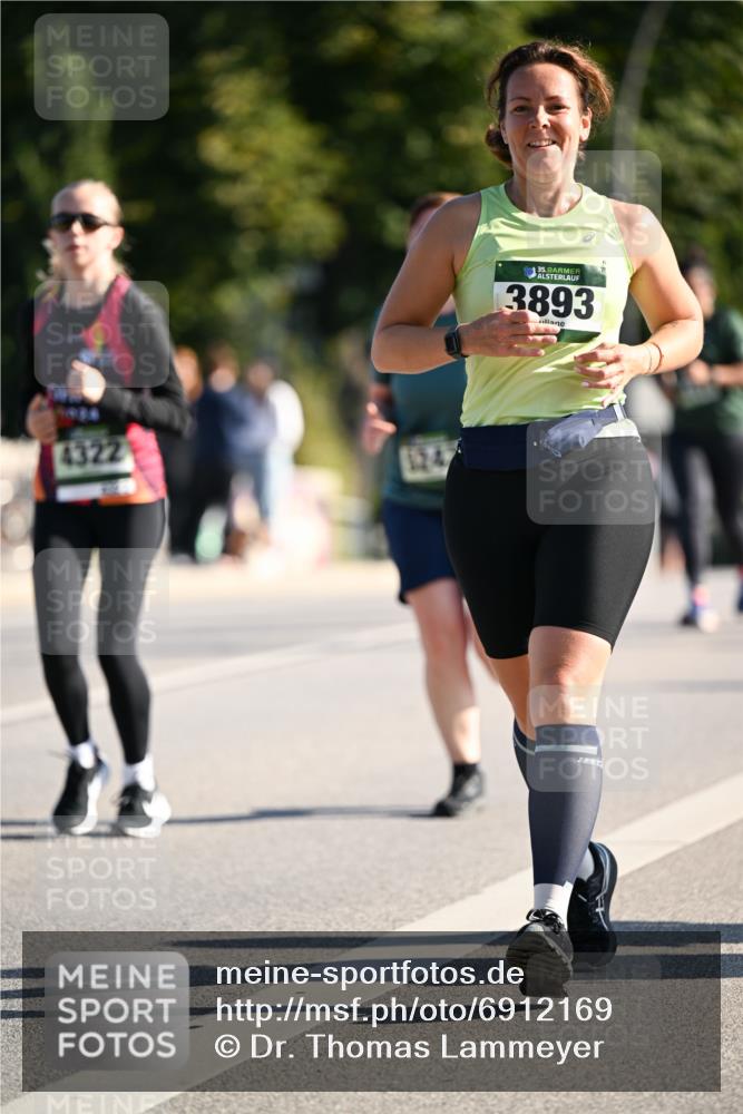 01.09.2024 - BARMER Alsterlauf Dr. Thomas Lammeyer http://msf.ph/oto/6912169 01.09.2024 09:46:00 Laufen 4322, 124, 35, 3893 meine-sportfotos.de