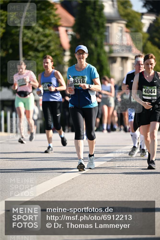 01.09.2024 - BARMER Alsterlauf Dr. Thomas Lammeyer http://msf.ph/oto/6912213 01.09.2024 09:46:04 Laufen 39, 8310, 4044, 4044 meine-sportfotos.de