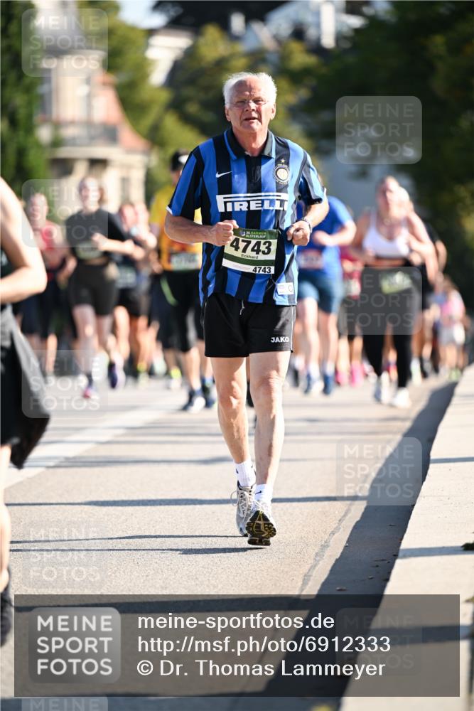 01.09.2024 - BARMER Alsterlauf Dr. Thomas Lammeyer http://msf.ph/oto/6912333 01.09.2024 09:46:08 Laufen 135, 4743, 4743 meine-sportfotos.de