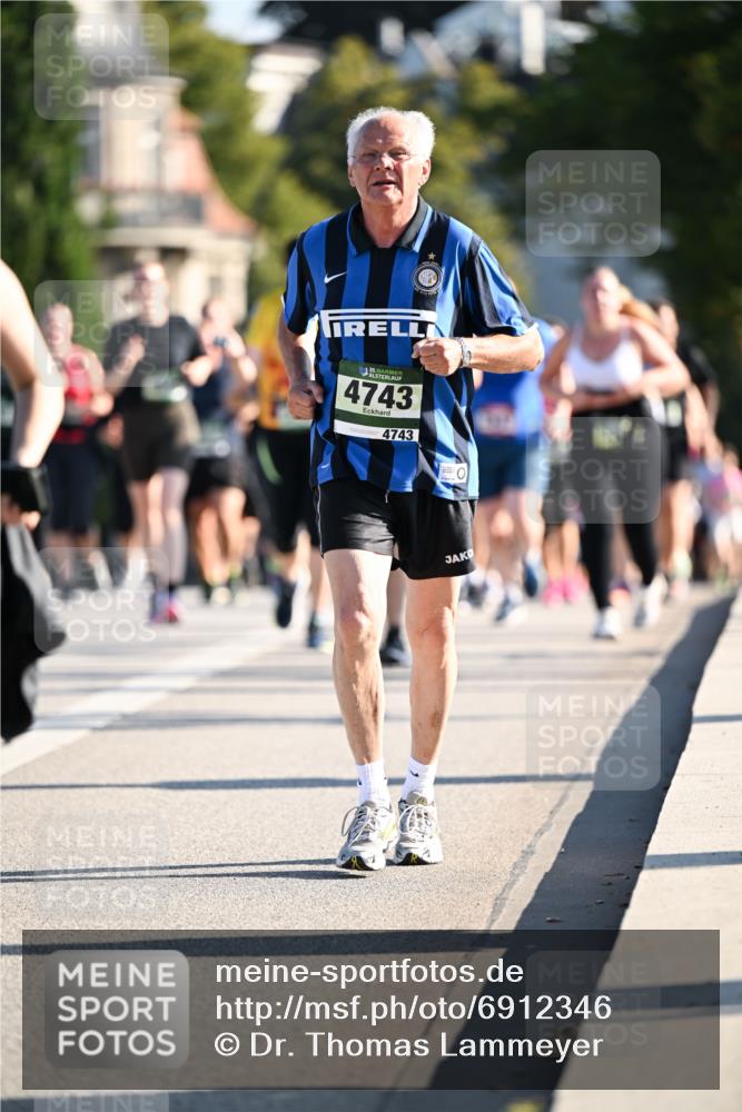 01.09.2024 - BARMER Alsterlauf Dr. Thomas Lammeyer http://msf.ph/oto/6912346 01.09.2024 09:46:08 Laufen 35, 4743, 4743 meine-sportfotos.de