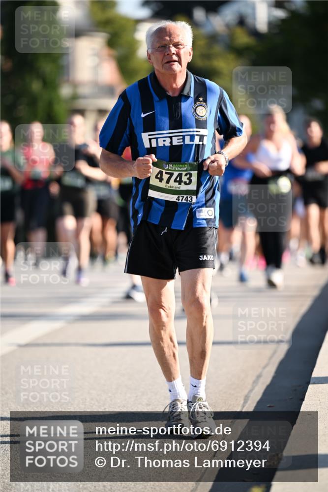 01.09.2024 - BARMER Alsterlauf Dr. Thomas Lammeyer http://msf.ph/oto/6912394 01.09.2024 09:46:09 Laufen 1635, 4743, 4743 meine-sportfotos.de