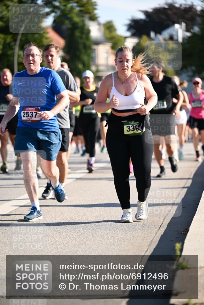 01.09.2024 - BARMER Alsterlauf Dr. Thomas Lammeyer http://msf.ph/oto/6912496 01.09.2024 09:46:16 Laufen 5, 2537, 336 meine-sportfotos.de