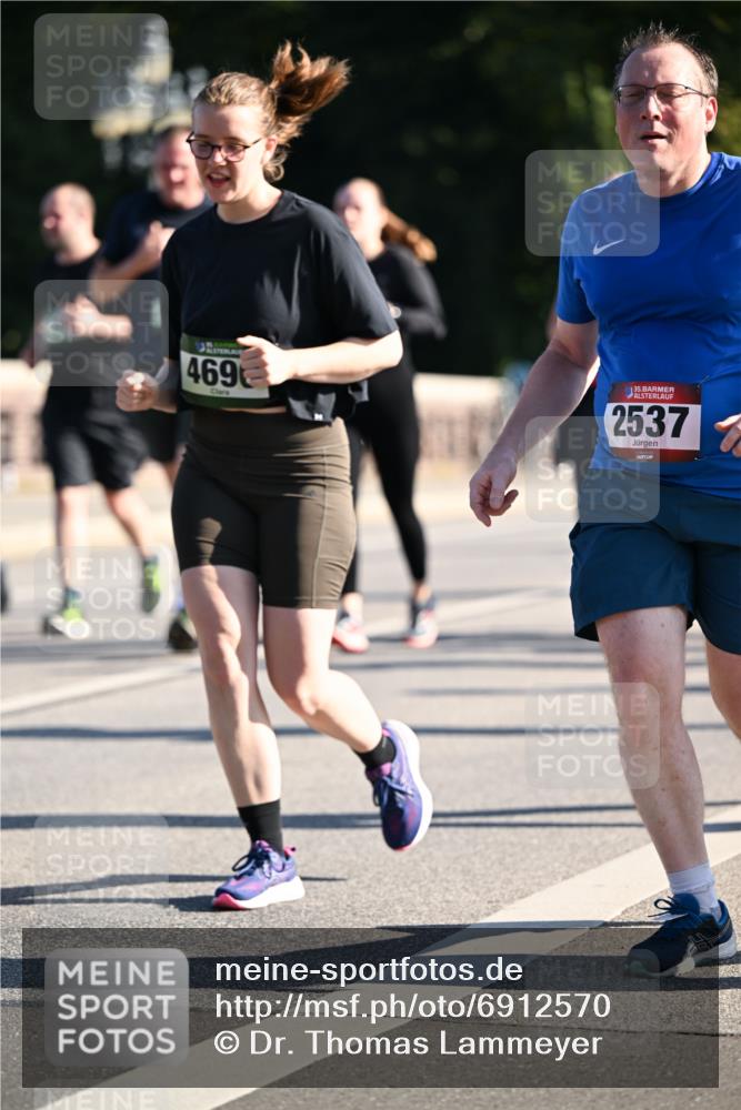 01.09.2024 - BARMER Alsterlauf Dr. Thomas Lammeyer http://msf.ph/oto/6912570 01.09.2024 09:46:17 Laufen 469, 35, 2537 meine-sportfotos.de