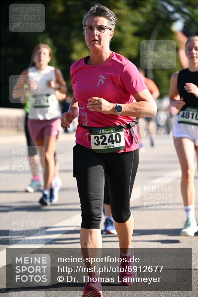 01.09.2024 - BARMER Alsterlauf Dr. Thomas Lammeyer http://msf.ph/oto/6912677 01.09.2024 09:46:22 Laufen 35, 3240, 4810 meine-sportfotos.de