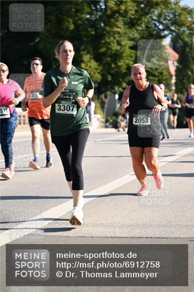 01.09.2024 - BARMER Alsterlauf Dr. Thomas Lammeyer http://msf.ph/oto/6912758 01.09.2024 09:46:26 Laufen 575, 3307, 2053 meine-sportfotos.de