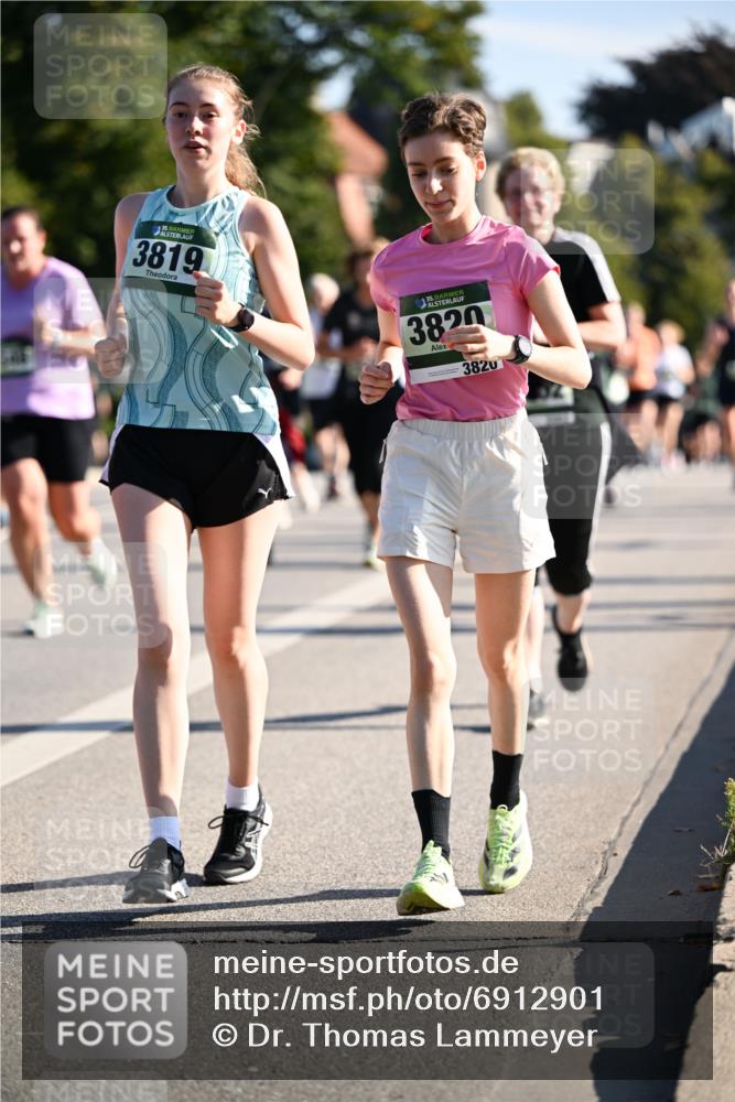 01.09.2024 - BARMER Alsterlauf Dr. Thomas Lammeyer http://msf.ph/oto/6912901 01.09.2024 09:46:32 Laufen 35, 3819, 35, 3820, 3820 meine-sportfotos.de