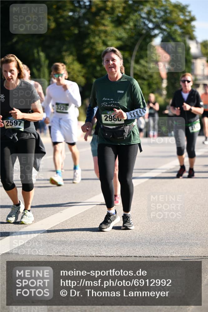 01.09.2024 - BARMER Alsterlauf Dr. Thomas Lammeyer http://msf.ph/oto/6912992 01.09.2024 09:46:37 Laufen 2597, 3220, 2980 meine-sportfotos.de